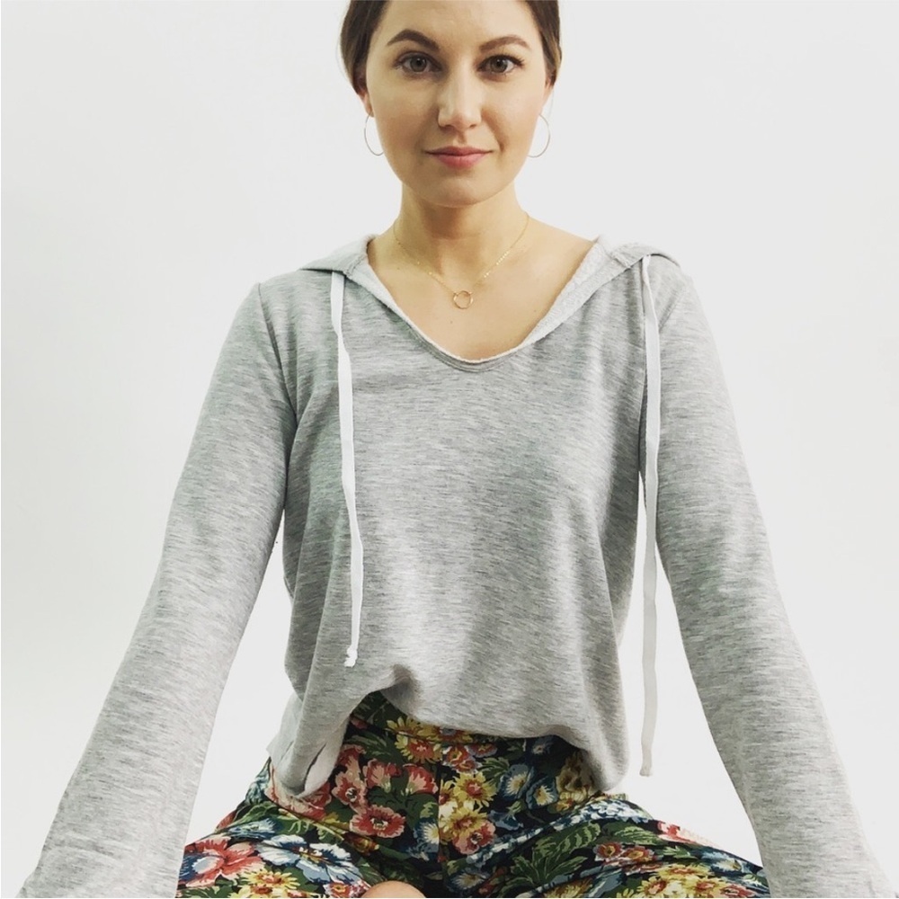 ANTHROPOLOGIE Drew Scoop Neck Heather Grey Hoodie Medium